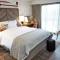 The Boathouse Inn & Riverside Rooms
