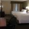 Wingate by Wyndham Peoria - Complimentary Area Shuttle - بيوريا