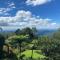 Mountain Retreat Scenic Getaway with BBQ