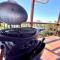 Mountain Retreat Scenic Getaway with BBQ