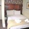 Town House Rooms