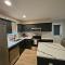 Charming Marietta Square Carriage House - ماريتا