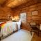 Stay Near Old Rag/White Oak Falls - Cozy Log Cabin - Etlan