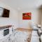 10 Mi to Morristown Stylish Home with Pool Access - 登维尔