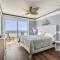 Bailey's Lighthouse Luxury Oceanfront Beach House - 默特尔比奇