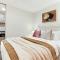 Modern CBD Apartment with City views near Skytower - Auckland
