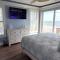Bailey's Lighthouse Luxury Oceanfront Beach House - 默特尔比奇