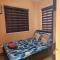 Mels Place Unit 2 Batangas Free Parking Feee Wifi w Smart TV Netflix Hot & Cold Shower