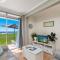 Absolute Beachfront Apartment 8B