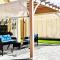 Near the Strip, Smart TVs, WiFi, private garage and backyard - لاس فيغاس