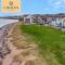 Creel Cottage No 4, Panoramic Sea Views, Beach Front, Free Parking, Fully Equipped, 2mins to Pier, Walking Trail at the Cliffs - by ORION SHORT STAYS - Arbroath