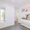 Shells on the Shore, 9 Lentara St- Wi-Fi, Air con, Boat Parking, Linen