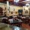 Hostal Restaurante El Lirio - Bollullos par del Condado
