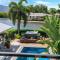The Peony Isle - Luxe Lakeside Haven with Pool & Spa - Trinity Beach