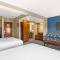 Comfort Suites near Birkdale Village- Huntersville