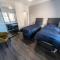 Room in Apartment - Stylish Apartment with Private Room and Facilities - Бристоль