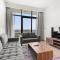 Keysplease 1 BR Apt in Azizi Riviera, Min to Downtown - 迪拜