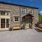 Helm Mount Lodge & Cottages
