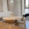 Riverfront Luxe 2Bed Pool Parking