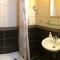 Chola Guest House