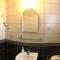 Chola Guest House