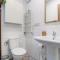 Apartment with a large patio - Granada