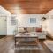 Quiet Loft Sleeps 4, Bright, Beautiful, with Parking - 匹兹堡