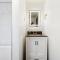 Quiet Loft Sleeps 4, Bright, Beautiful, with Parking - 匹兹堡