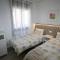 Luxury 2 bed, 2 bath apartment with sea view, central heating and new bathrooms.