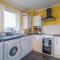 Glasgow, spacious, 2 bed with parking - Garthamlock