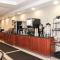 Wingate by Wyndham Peoria - Complimentary Area Shuttle - بيوريا