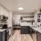 The Arvada Retreat with HotTub, Games, Gym and Lounge - Арвада