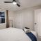 The Arvada Retreat with HotTub, Games, Gym and Lounge - Арвада