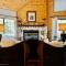 ADELAIDE HILL IN PINE MOUNTAIN CLUB BREATHTAKING VIEWS 3Bd 3Bth SPA TUB - Pine Mountain Club