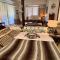 ADELAIDE HILL IN PINE MOUNTAIN CLUB BREATHTAKING VIEWS 3Bd 3Bth SPA TUB - Pine Mountain Club