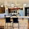 ADELAIDE HILL IN PINE MOUNTAIN CLUB BREATHTAKING VIEWS 3Bd 3Bth SPA TUB - Pine Mountain Club
