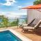 LES GALETS ROUGES LODGES & SPA