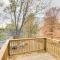 Cozy Missouri Escape with Balcony, Near Colleges! - Nevada