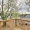 Cozy Missouri Escape with Balcony, Near Colleges! - Nevada