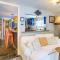 The I House Interlochen Home with Sauna, Fireplace
