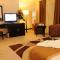 Monroe Hotel & Suites