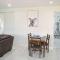 ENTIRE WATERFRONT UNIT free WIFI