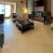 Comfort Inn & Suites Ambassador Bridge