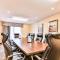 Comfort Inn & Suites Ambassador Bridge