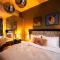 Billionaires Boutique Residence & Premium Suites, Old Town