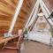 Acute A-frame Cabin w WiFi, close drive to lake! - Sugarloaf