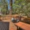 Acute A-frame Cabin w WiFi, close drive to lake! - Sugarloaf
