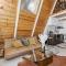 Acute A-frame Cabin w WiFi, close drive to lake! - Sugarloaf