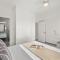 Soleil Luxury Villa by Nomads - Walk to Coral Bay