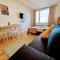 LIVE-INN PRAGUE DELUXE SUITE FOR 1-4 GUESTS, 20 Mins to center, Lift, Gym, Reception, Parking, Roof Terrace, Game & Party - Prag